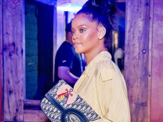 Cosmética en stick, un clásico de tocador