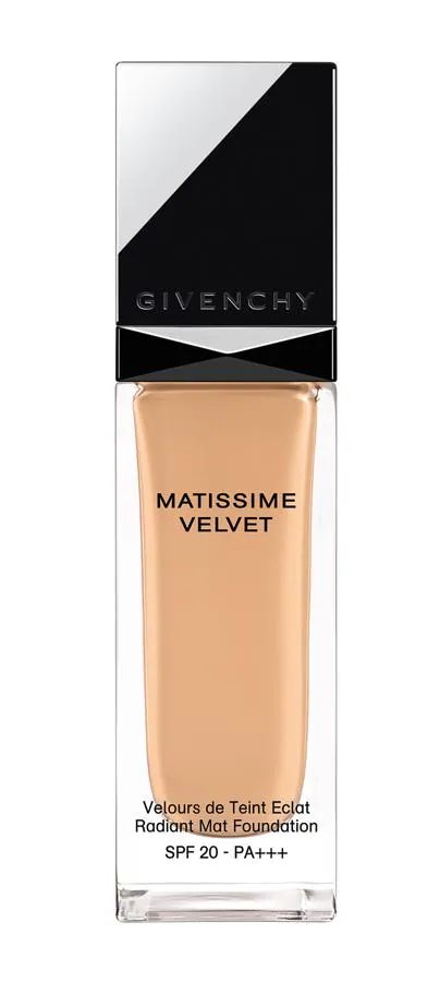 Bases de maquillaje para la piel grasa y mixta: Matissime Velvet de Givenchy