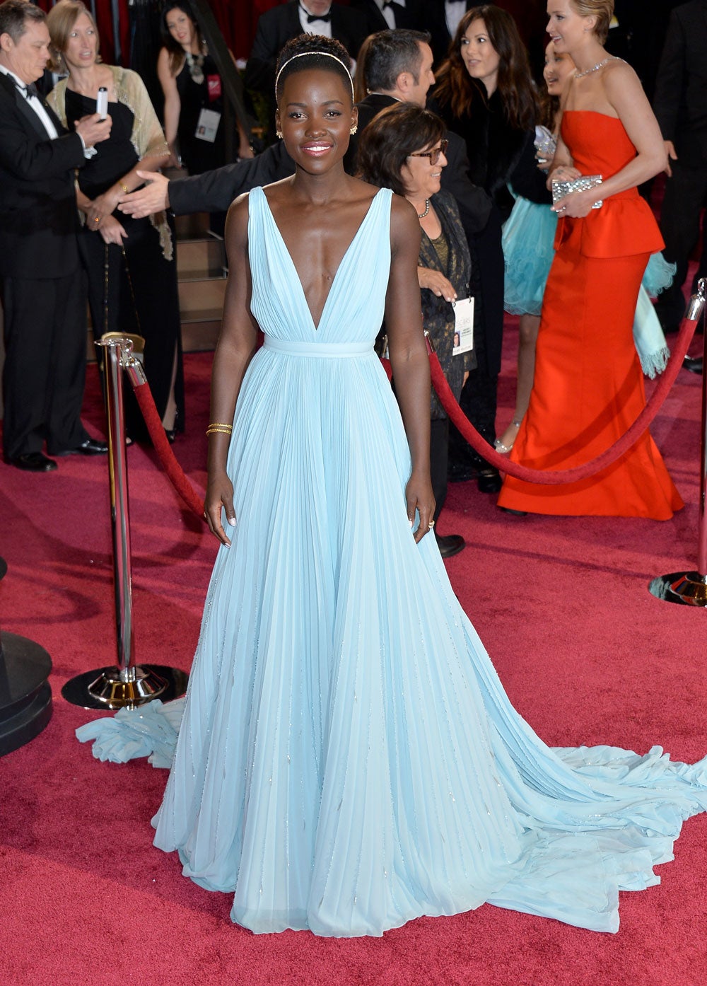 Premios Oscar, los escotes más espectaculares: Lupita Nyong'o