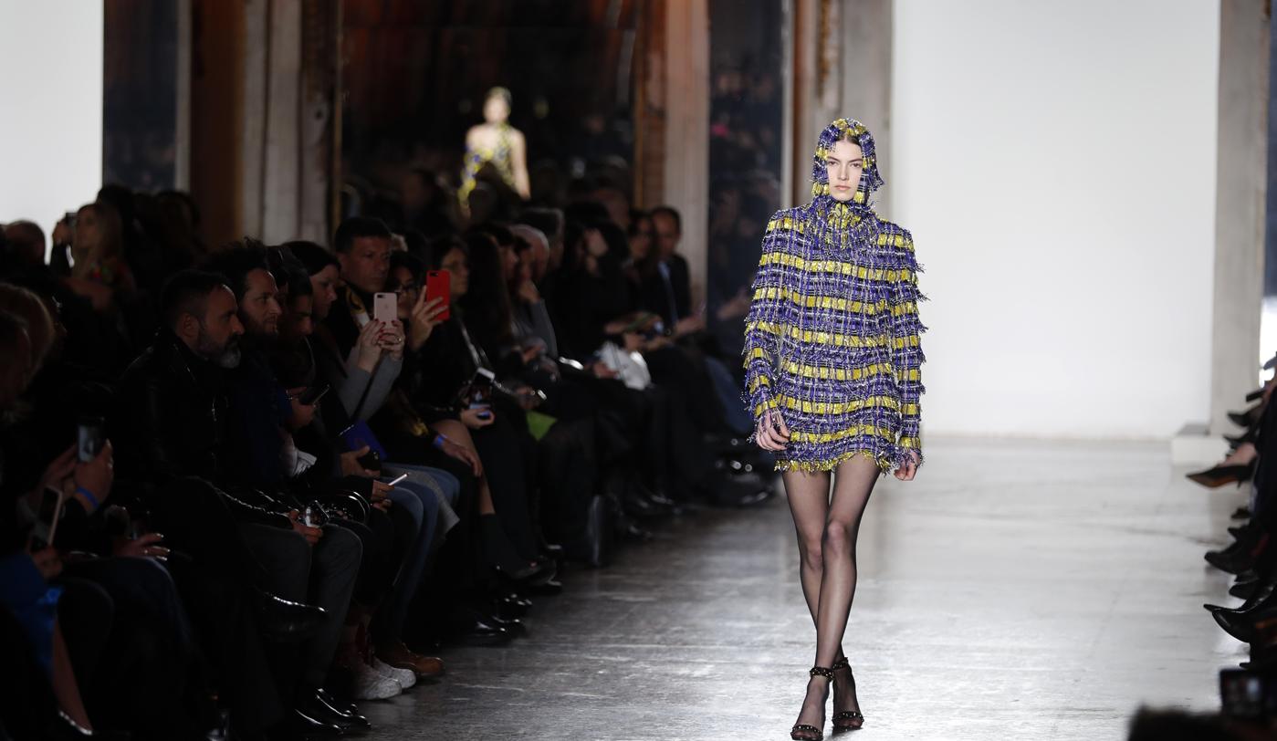 Los mejores looks de la Semana de la Moda de Milán: Versace