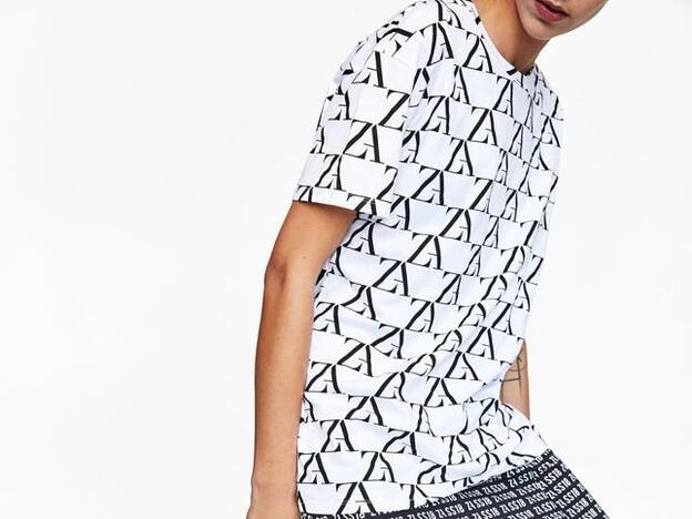 La logomanía ha llegado a Zara: así es la camiseta más deseada