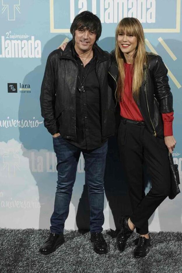 Raquel Meroño y Santi Carbones en la presentación de 'La llamada'./getty images.