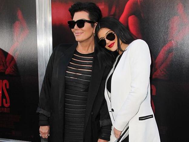 Kris Jenner cree que su hija Kylie “ha nacido para ser madre”