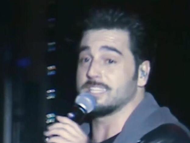 David Bustamante, nueva imagen y ¿mensaje para Paula Echevarría?