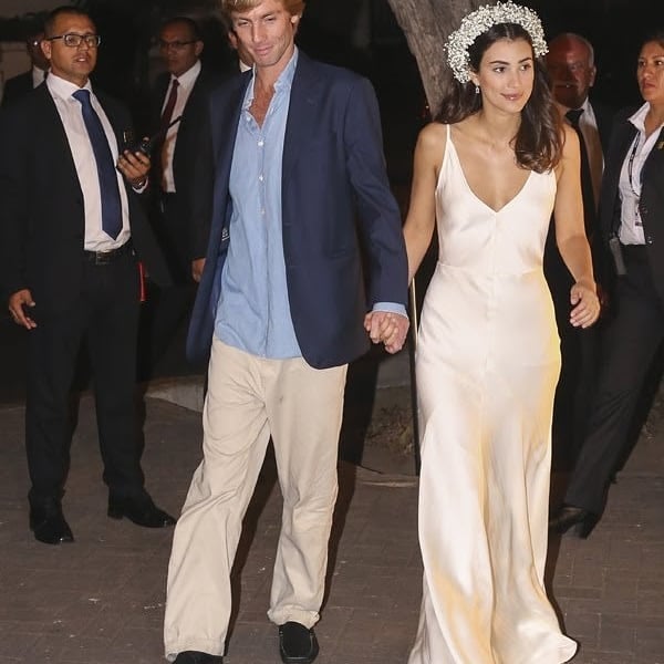 Alessandra de Osma y otras famosas con vestido de novia lencero