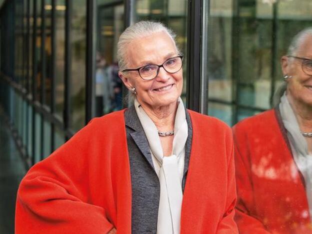 François Firmin, la cirujana que esculpe orejas