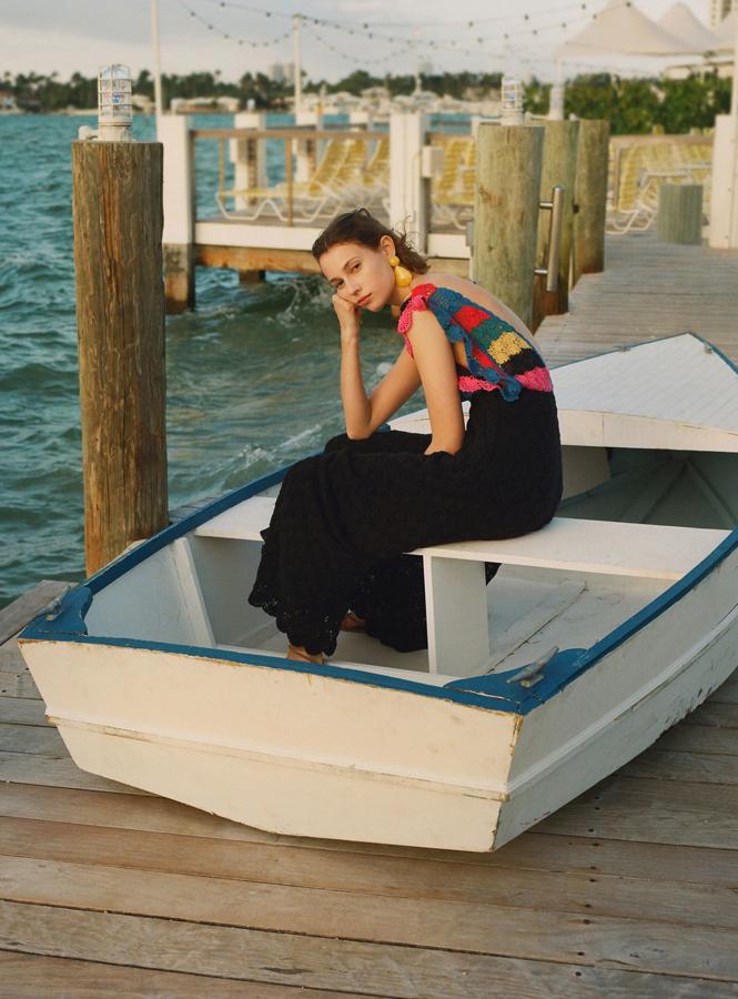 El vestido de Zara edición limitada que necesitas comprar antes de que se agote