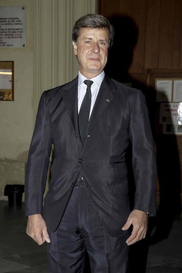 Cayetano Martínez de Irujo pierde la demanda que interpuso contra Jesús Mariñas