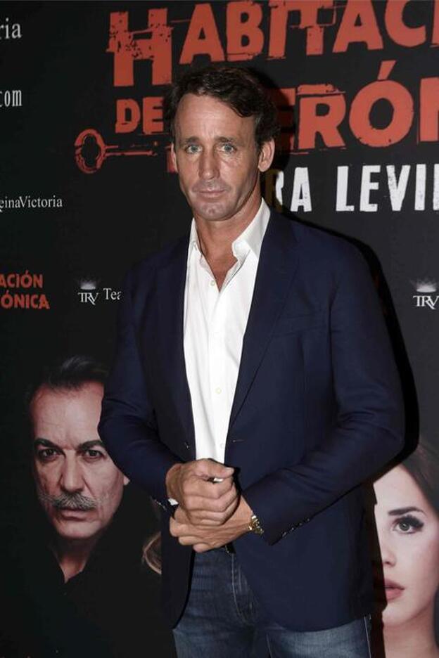 Álvaro Muñoz Escassi rompe con Apolonia Lapiedra