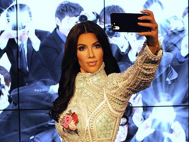 Kim Kardashian es la reina de los 'selfies' en el baño