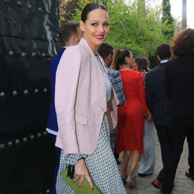 Eva González presume de tipazo un mes después del nacimiento de Cayetano