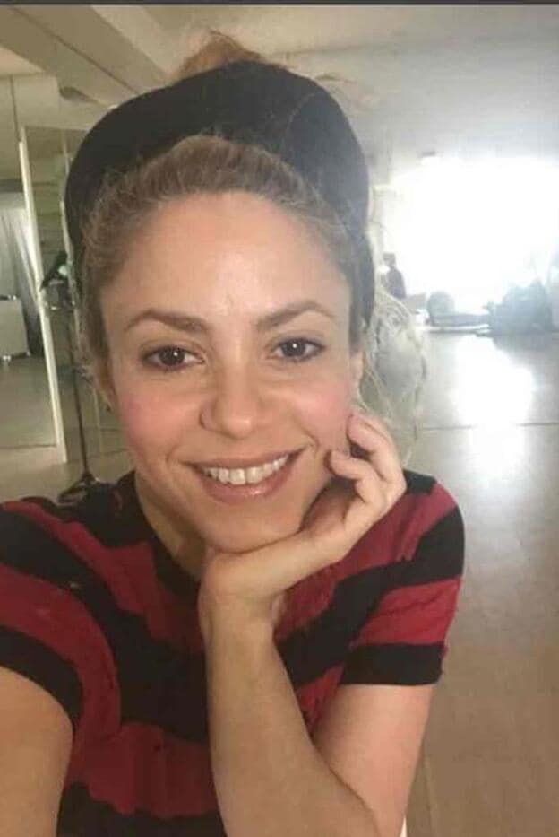 Shakira comparte una imagen sin maquillaje y provoca división de opiniones  | Mujer Hoy