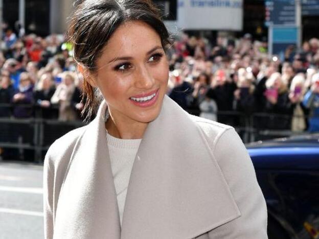 ¿Y si el vestido de novia de Meghan Markle fuera de Burberry?