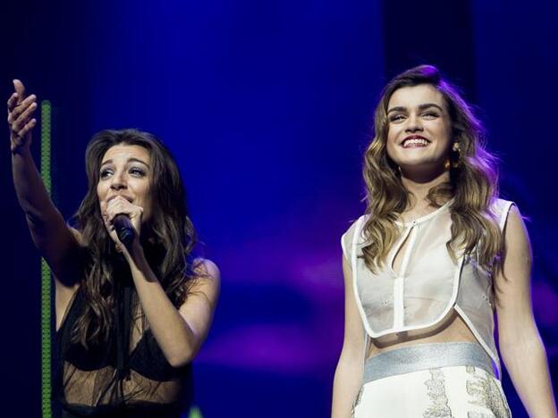 Ana Guerra y Amaia durante uno de los conciertos de la gira de OT./gtres