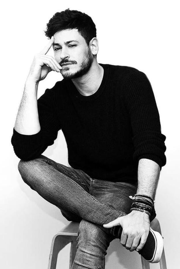 El tierno gesto de Cepeda con Noemí Galera en el Día de la Madre