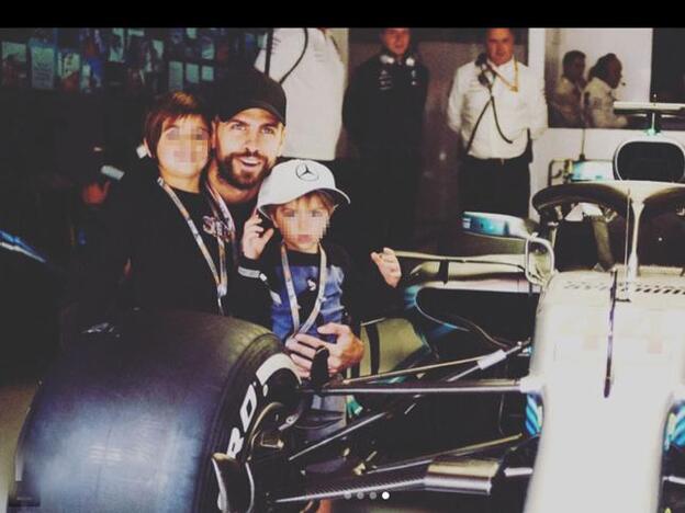 Gerard Piqué disfruta de la Fórmula 1 con sus hijos... pero sin Shakira