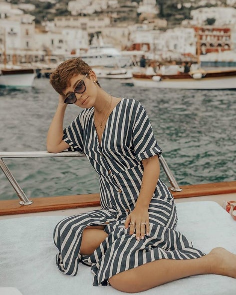 12 looks para copiarle a Laura Escanes