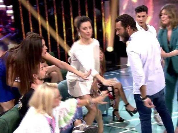Alberto Isla, a punto de agredir a Alejandro Albalá en el plató de 'Supervivientes 2018'