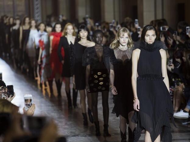 Clare Waight Keller, la diseñadora del vestido de novia de Meghan Markle