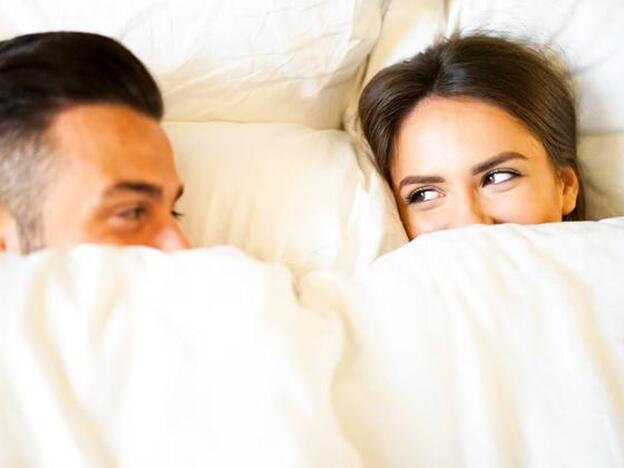 Hablar sobre sexo refuerza tu pareja, pero sólo si lo haces así