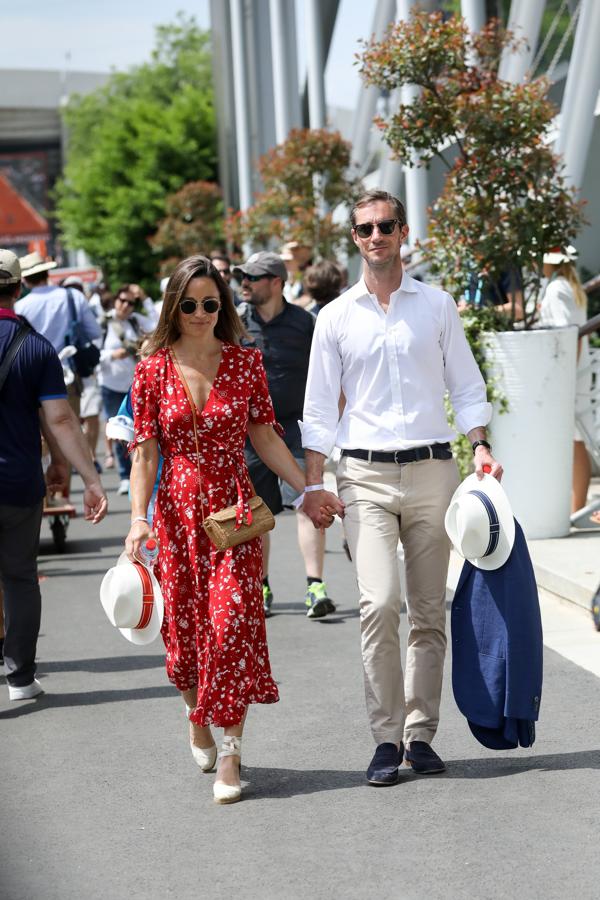 Dónde copiar (por menos de 40€) el vestido de Pippa Middleton que te salvará la primavera