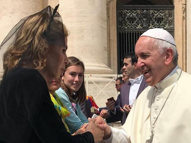 El Papa Francisco bendice el amor de Ágatha Ruiz de la Prada y Luis Miguel Rodríguez
