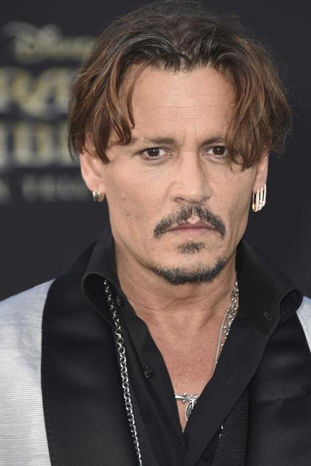 La imparable caída de Johnny Depp
