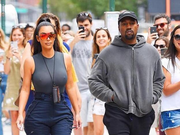 Gigi Hadid y Kim Kardashian se atreven a lucir pezones durante el día