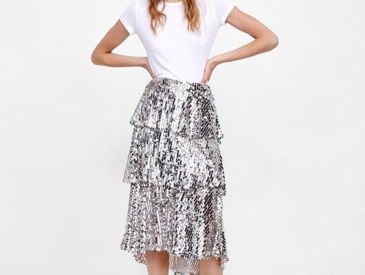 Fotos: 12 prendas de que puedes comprar en rebajas para combinar famosa falda de lentejuelas | Mujer