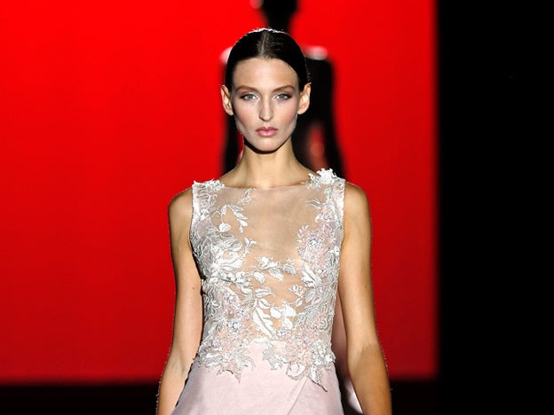 Hannibal Laguna lanza una colección de barras de labios con L’Oréal Paris