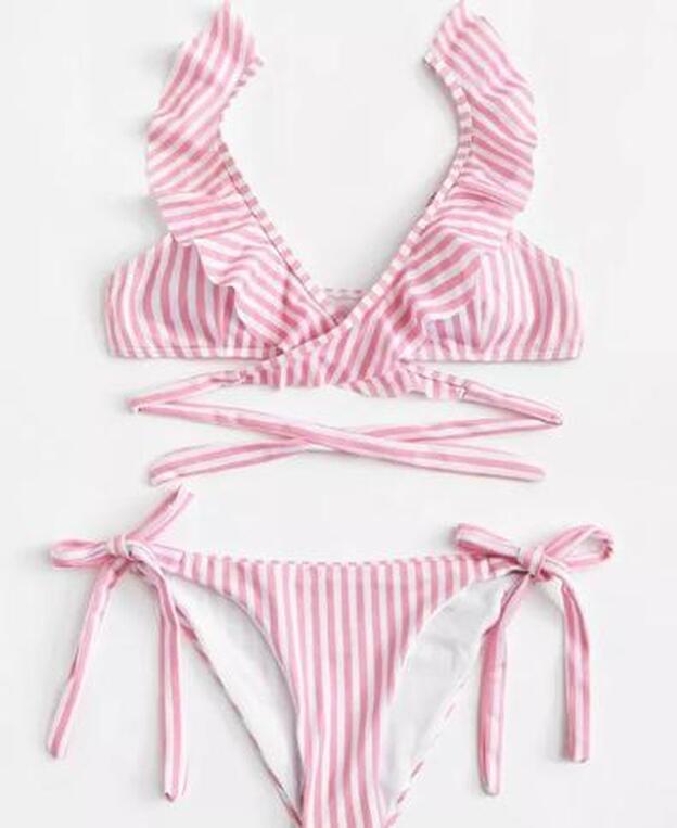 Bikini con volantes de Shein.