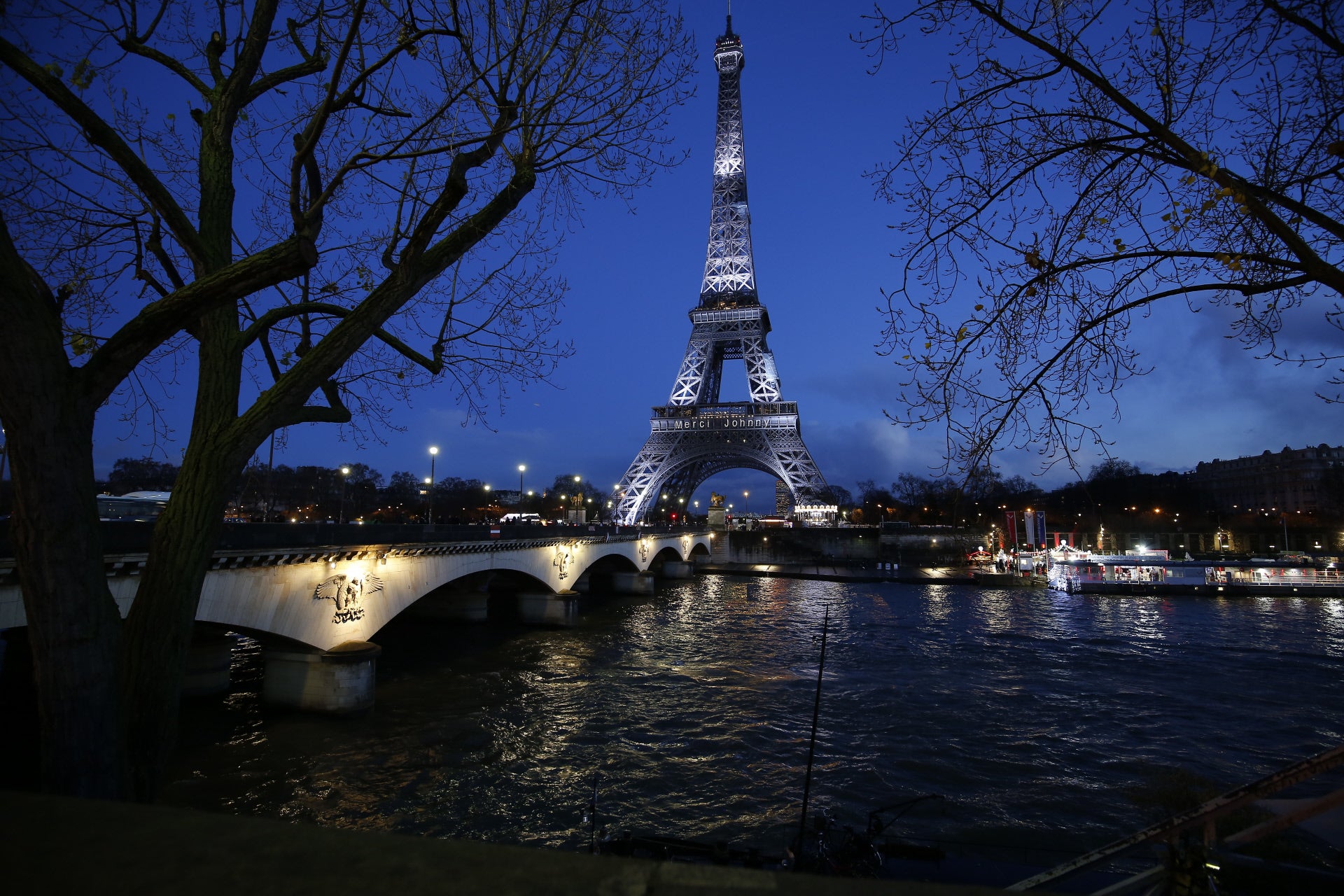 Si viajas a Francia, no lleves en la maleta...