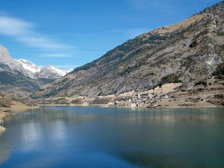 Los 10 pueblos más bonitos de Aragón para el verano