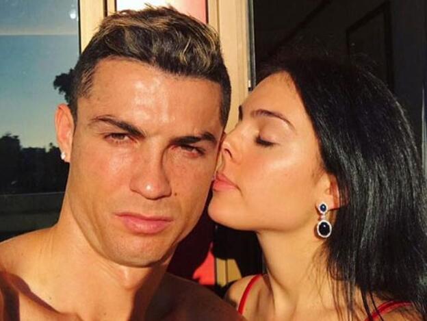 Cristiano Ronaldo y Georgina Rodríguez disfrutan ya de sus vacaciones juntos./Instagram.