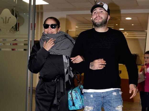 Isabel Pantoja le monta un fiestón a Kiko Rivera para que levante el ánimo