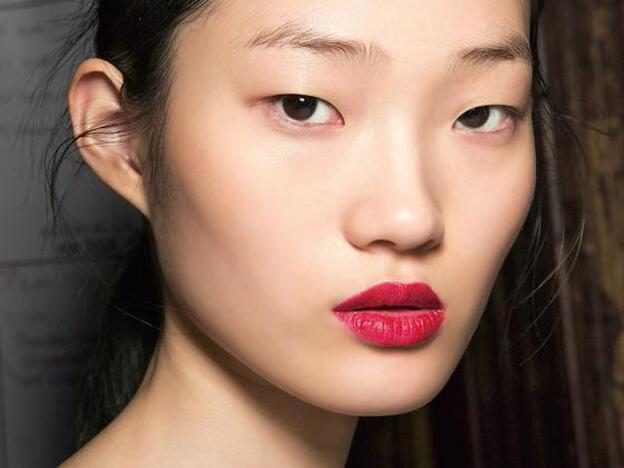 Labios rojos: las barras te desearás este verano