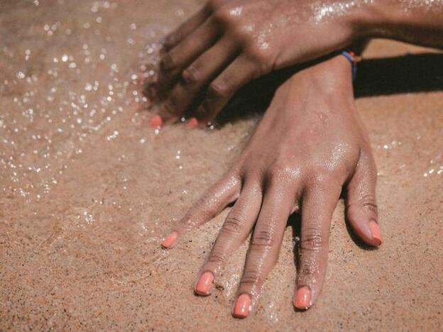 Los peligros de la manicura de gel semipermanente en verano