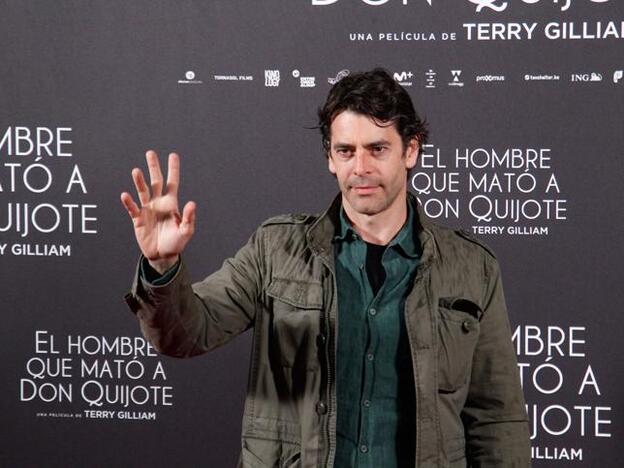 A Eduardo Noriega le conviene el mar