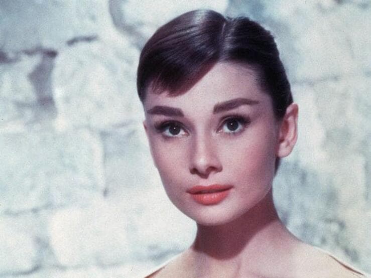 ¿Cuál de estas famosas se parece más a Audrey Hepburn?