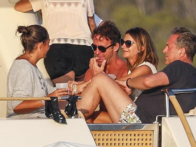 Álvaro Muñoz Escassi no sale con Carmen Matutes