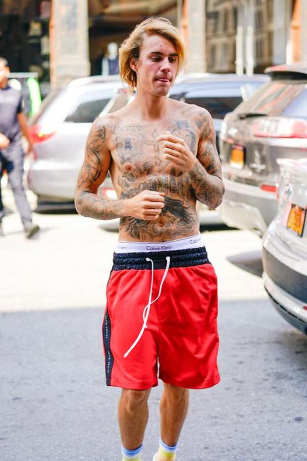 Justin Bieber prepara su boda con Hailey Baldwin con este libro