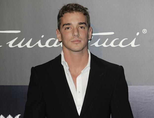 Clemente Lequio da una sorpresa a su hermano Álex