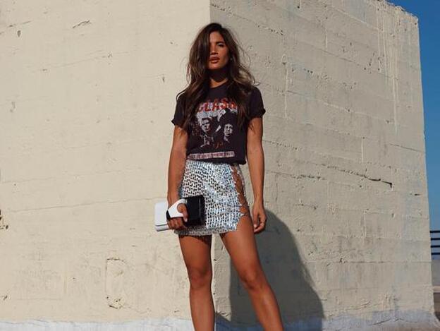 ¿Qué es más sexy que una minifalda? Tres cuartos de minifalda