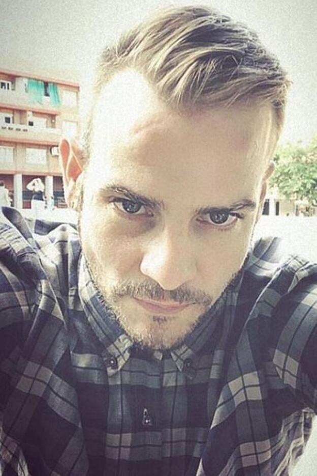 Àlex Casademount, enfadado, desmiente su participación en 'Gran Hermano Vip'