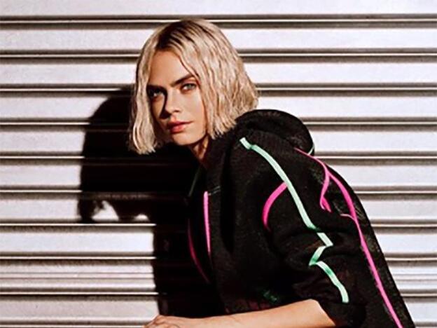 Cara Delavigne posando para la firma 'Puma'./INSTAGRAM.