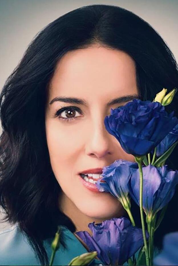 Cecilia Suárez ('La casa de las flores') vetada a hablar como su personaje Paulina de la Mora