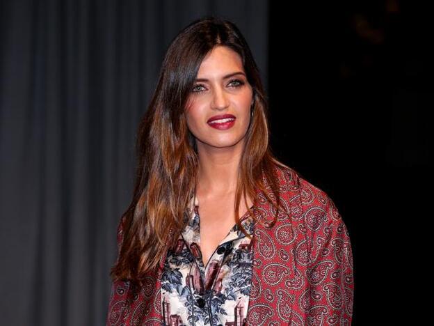 La blusa de Zara que ha enamorado a Sara Carbonero y a todas nosotras