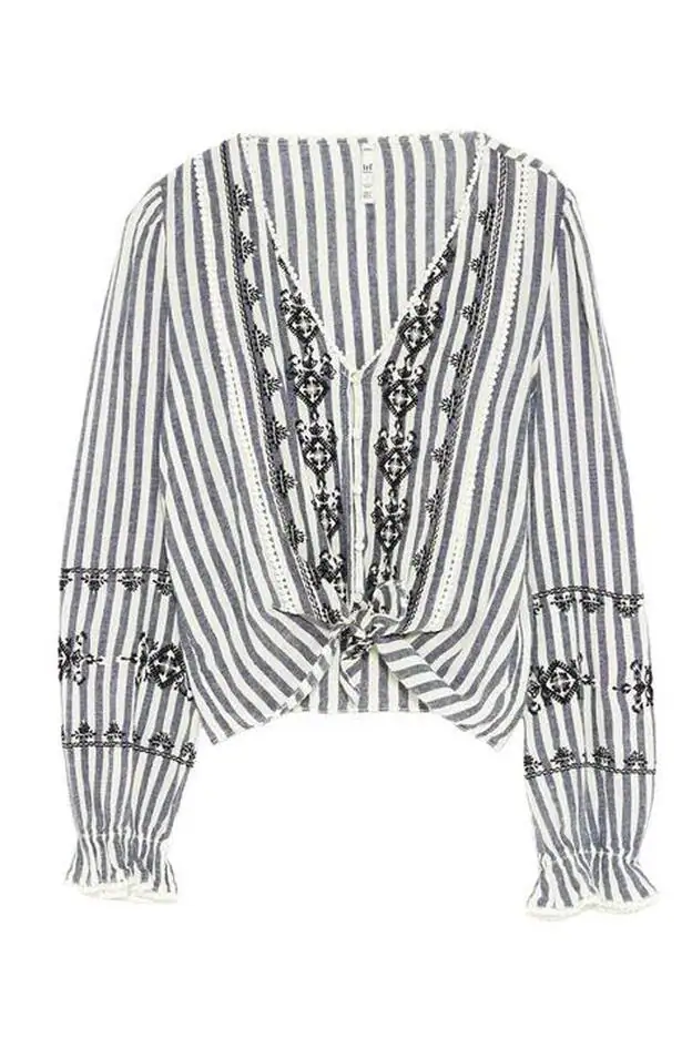 La blusa de Zara que ha Sara Carbonero y a todas nosotras | Mujer Hoy