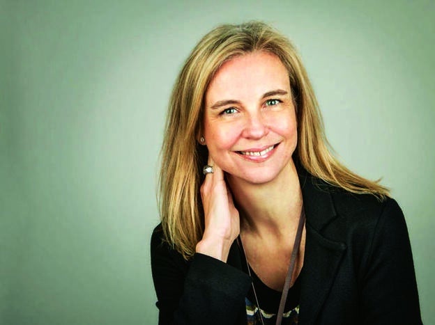 Laura Sagnier: "Las mujeres nos quejamos, pero no nos sentimos infelices"