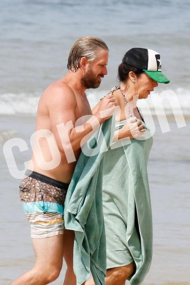 Carmen Martínez-Bordiú apura el verano con Tim McKeague